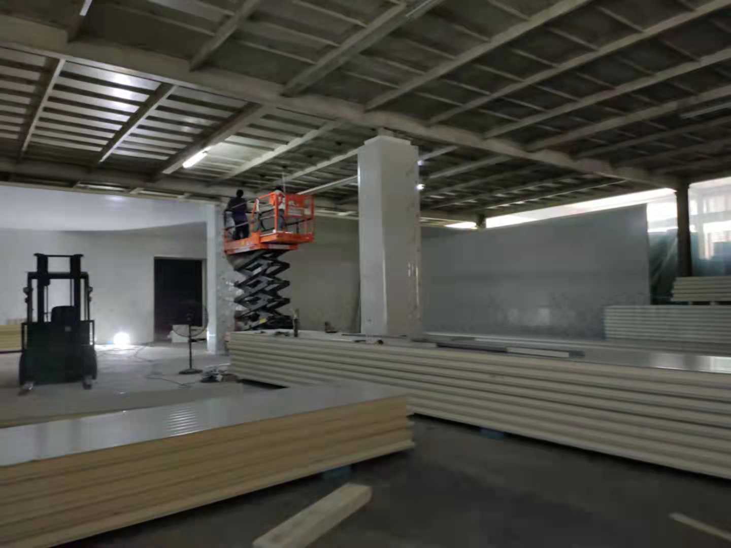 建一个100平米冷库需要多少钱